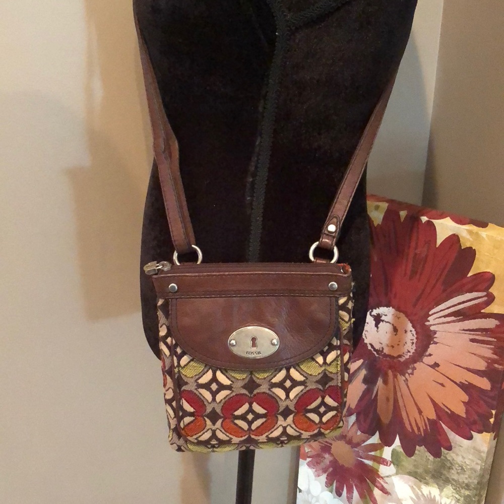 Fossil crossbody!